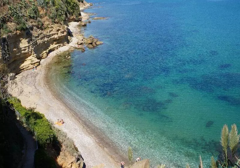 호텔 Punta Nord Est