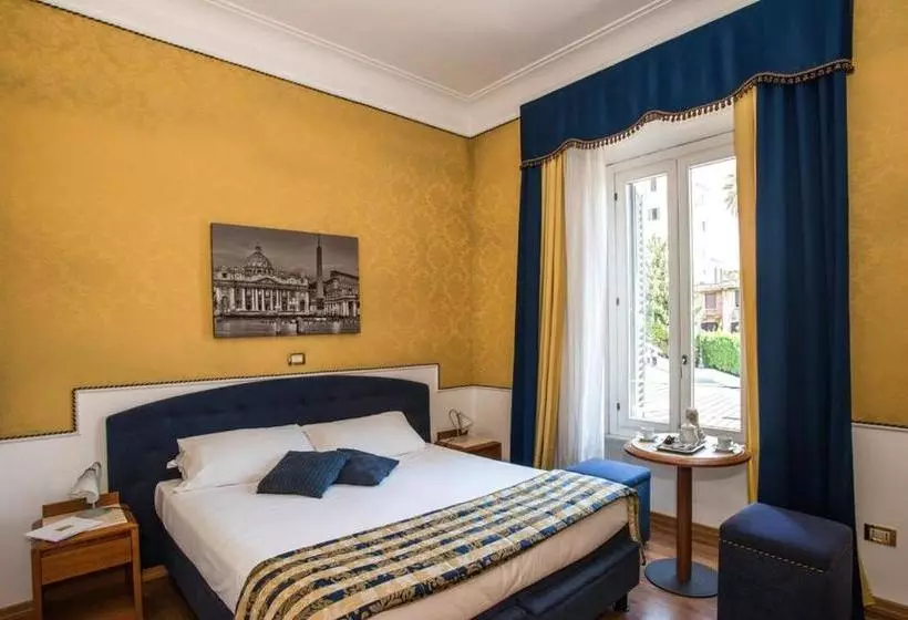 هتل Ih S Piazza Di Spagna View  Luxury Guest House