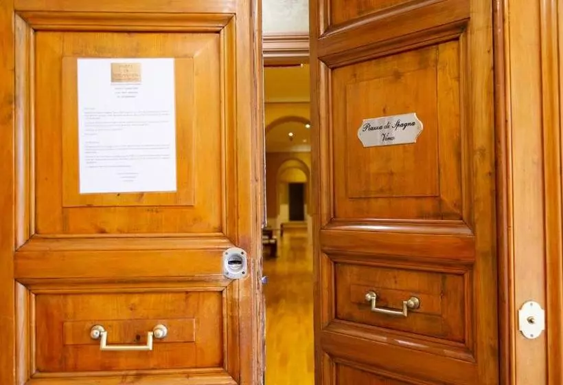 هتل Ih S Piazza Di Spagna View  Luxury Guest House