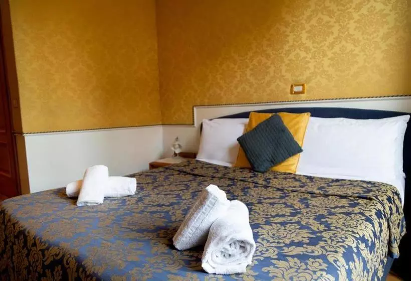 هتل Ih S Piazza Di Spagna View  Luxury Guest House