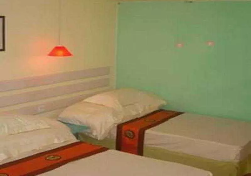 酒店 V8 Ziyuangang