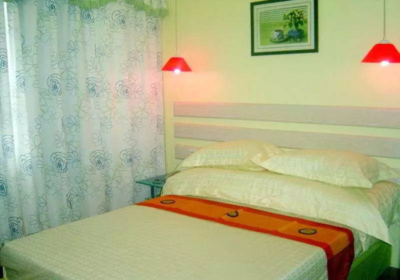 酒店 V8 Ziyuangang