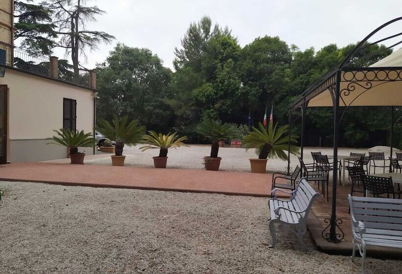 酒店 Villa Raffaello Park