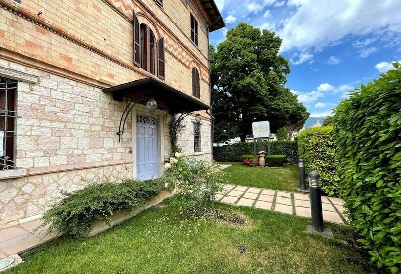 酒店 Villa Raffaello Park