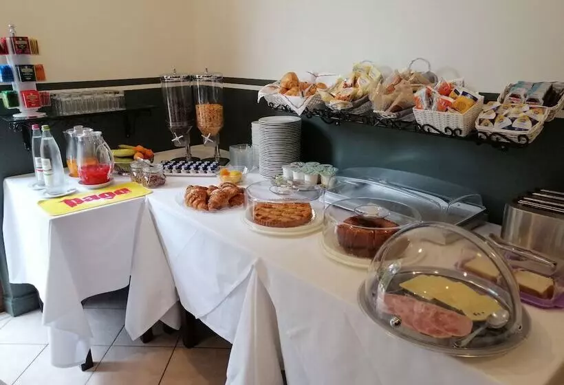 Отель Villa Raffaello Park