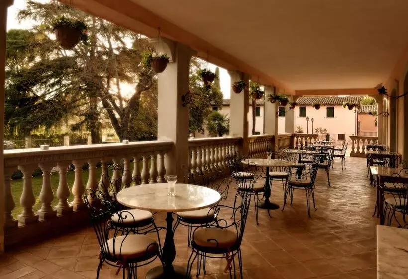 Отель Villa Santa Barbara