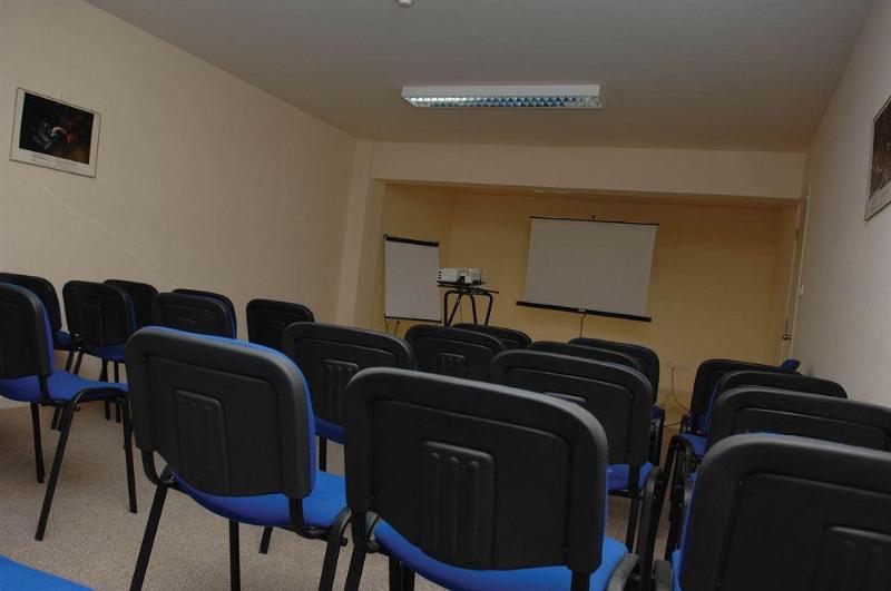 Natura Beach Hotel And Villas