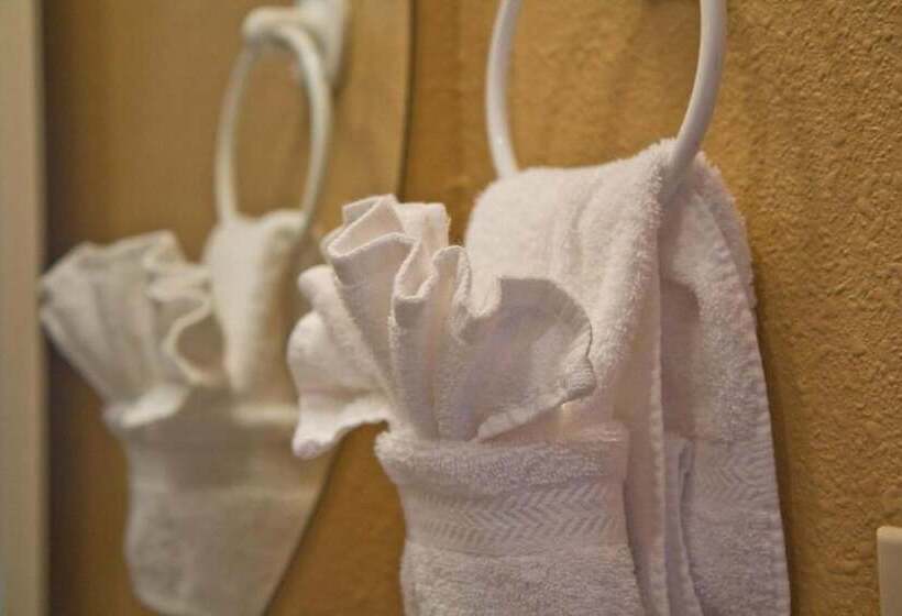 Anchorage Downtown Hotel