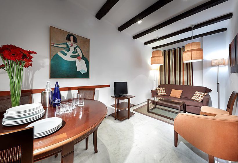 Apartamentos Patios de Alcántara