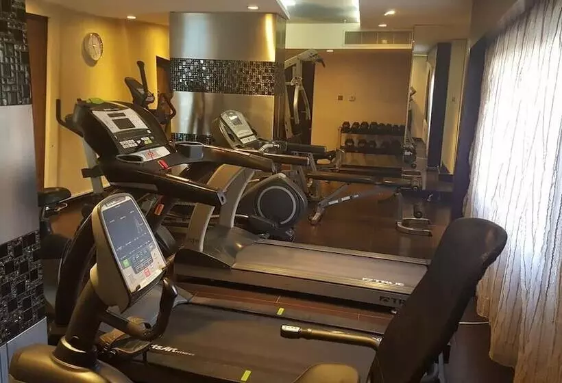 هتل Al Muntazah Plaza