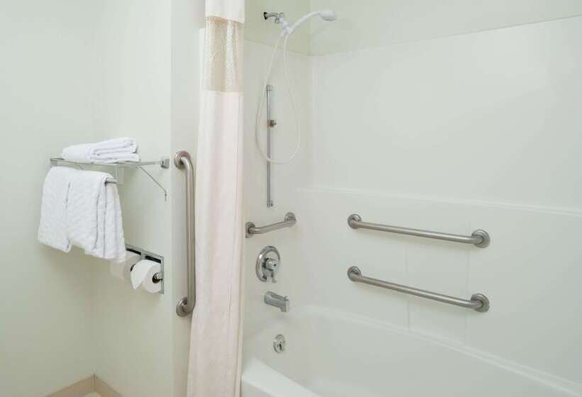 בית מלון כפרי Baymont By Wyndham Coeur D Alene