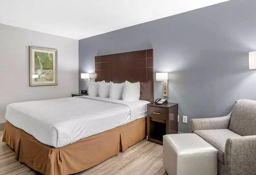 בית מלון כפרי Best Western Plus Orange County