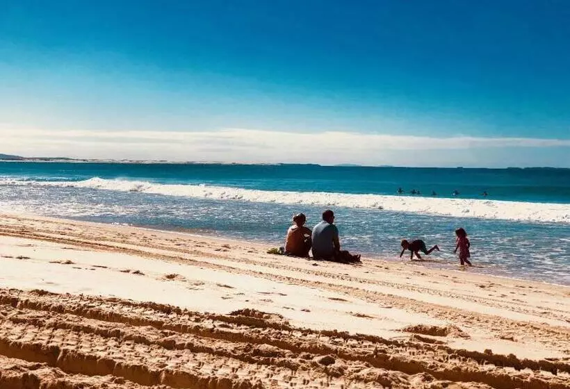 酒店 Boathouse Resort