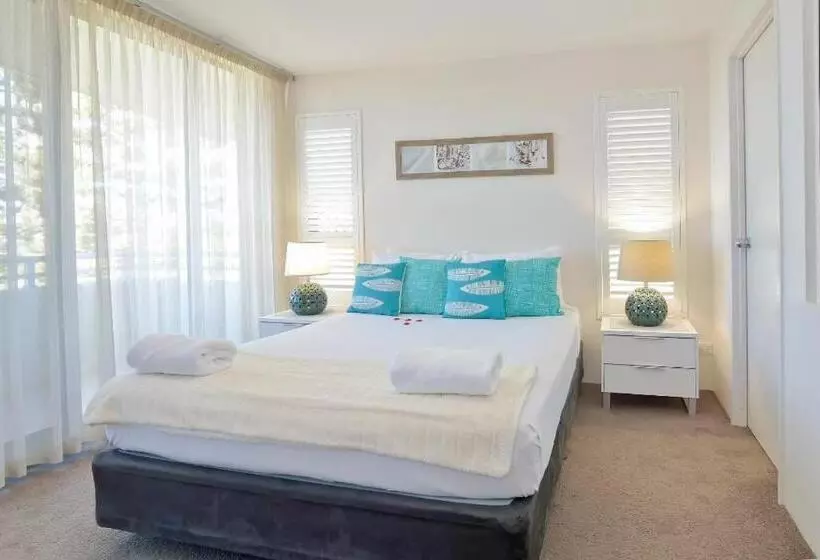 酒店 Boathouse Resort