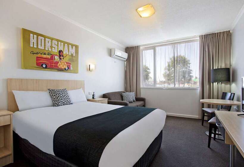 Отель Comfort Inn Capital Horsham