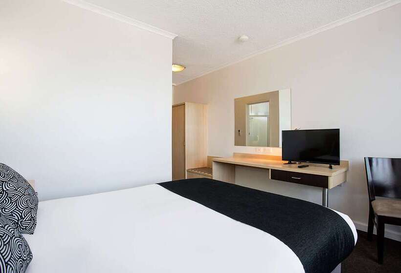 Отель Comfort Inn Capital Horsham