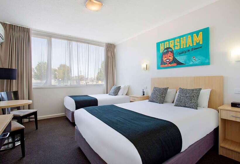 Отель Comfort Inn Capital Horsham