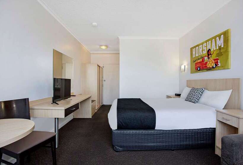 Отель Comfort Inn Capital Horsham