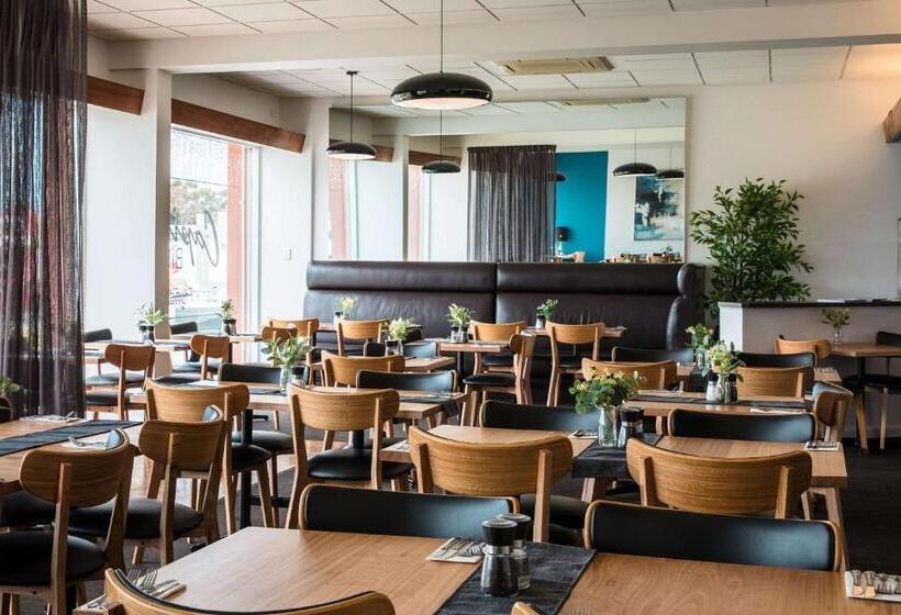 Отель Comfort Inn Capital Horsham