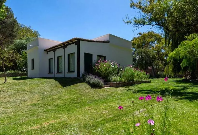 Отель El Manantial Del Silencio