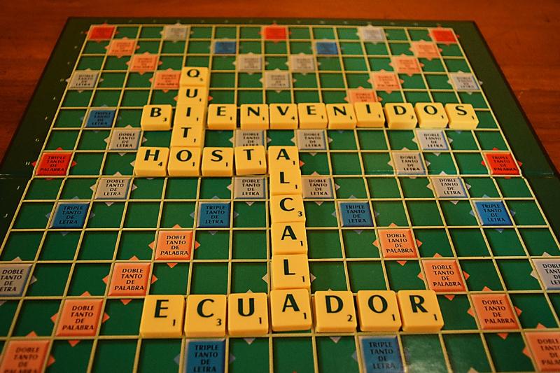 هتل Hostal Alcala