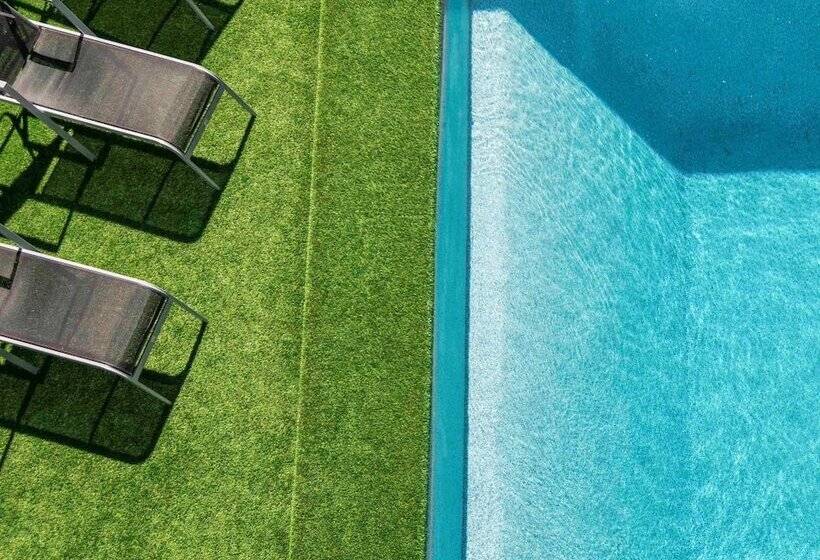 Отель Ibis Styles Mt Isa Verona