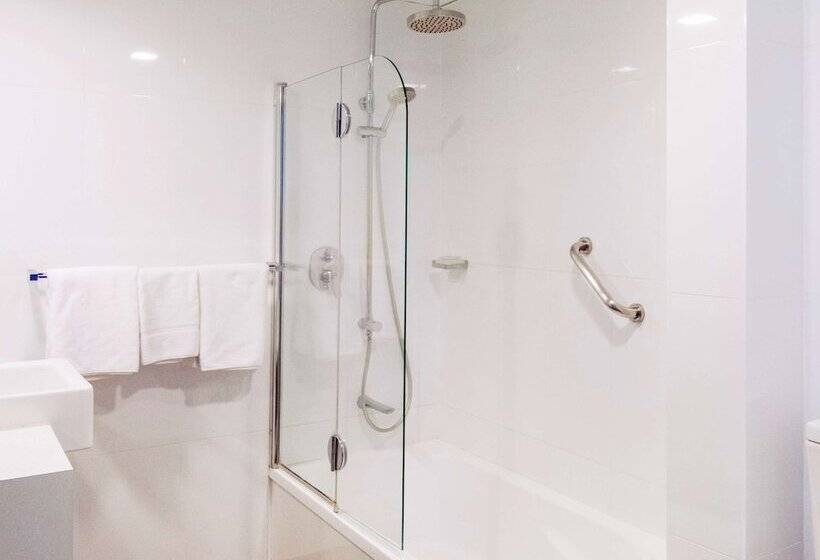 Отель Ibis Styles Mt Isa Verona