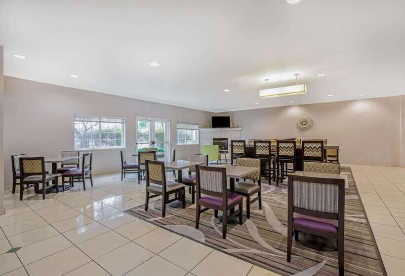 فندق La Quinta By Wyndham Modesto Salida
