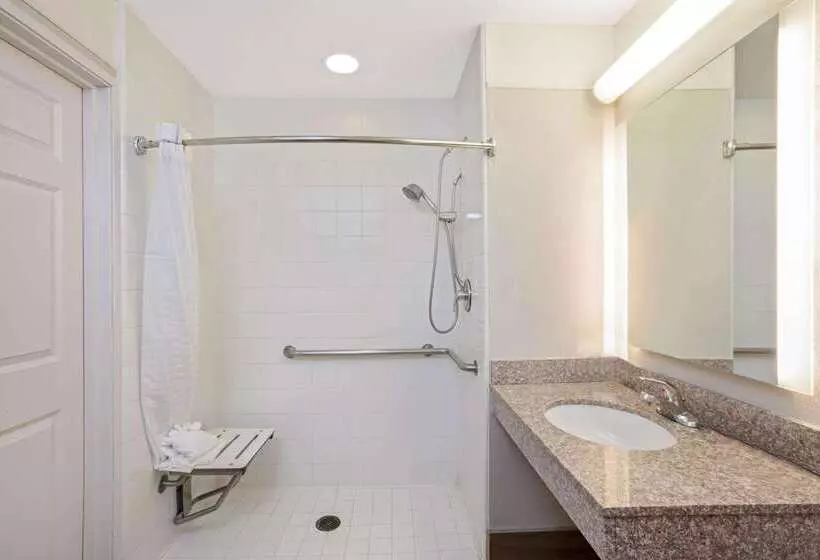 Отель La Quinta By Wyndham Modesto Salida