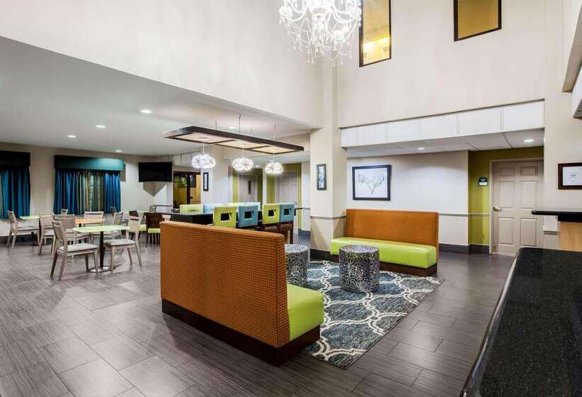 فندق La Quinta By Wyndham Pasadena