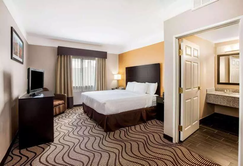 ホテル La Quinta By Wyndham Pasadena