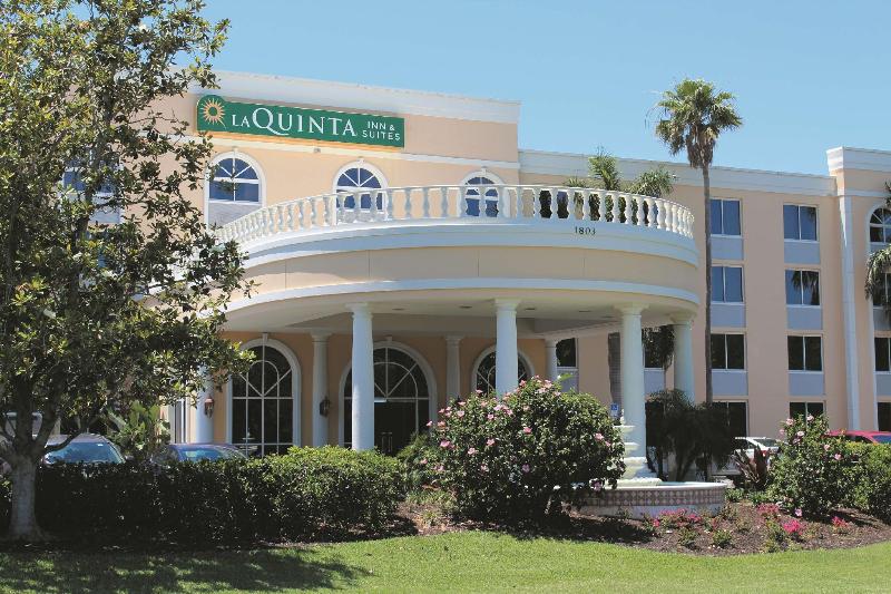 Отель La Quinta By Wyndham Sarasota Downtown