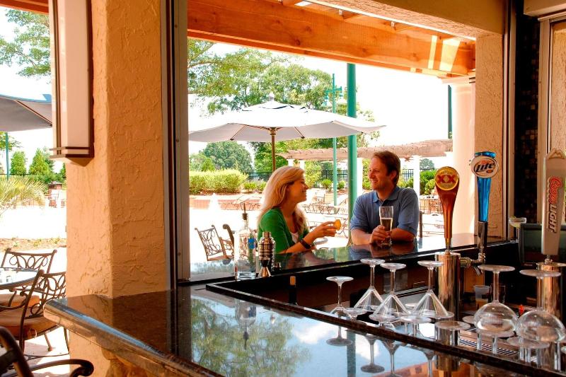 Otel Renaissance Shoals Resort And Spa