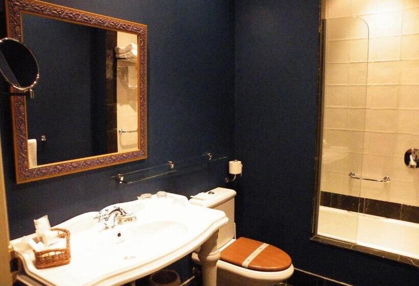 هتل Posada Real Casa De Tepa