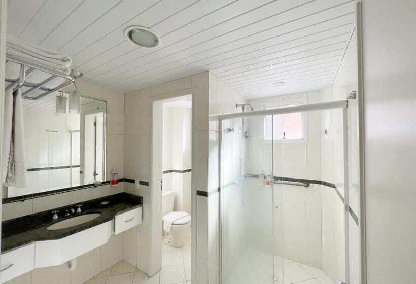 هتل Pousada Vila Do Coral