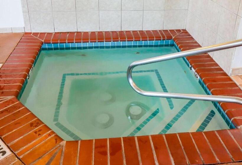 בית מלון כפרי Quality Inn & Suites Sequim At Olympic National Park