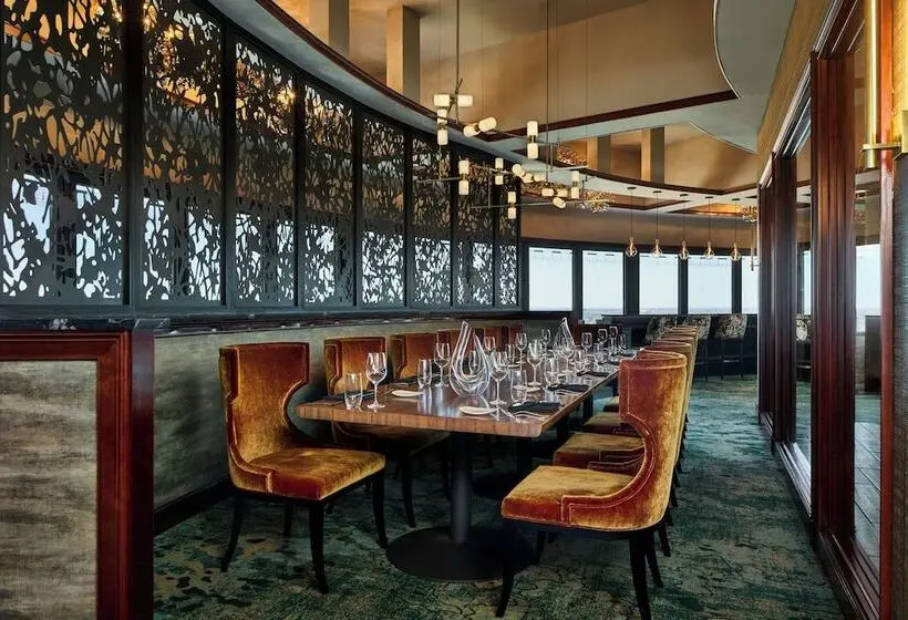 ホテル Renaissance Shoals Resort And Spa