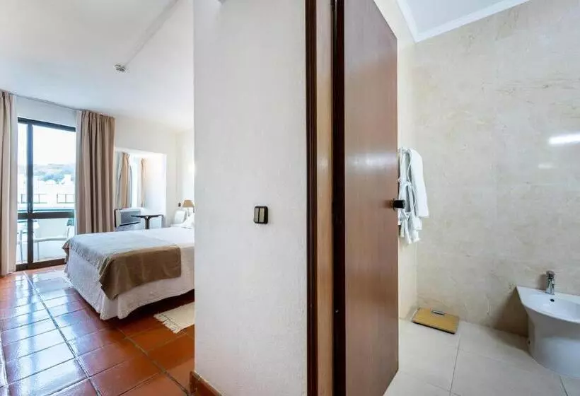 Отель Residencial Salema