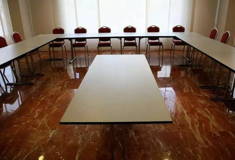 בית מלון כפרי Tch