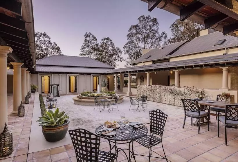 فندق Tower Lodge