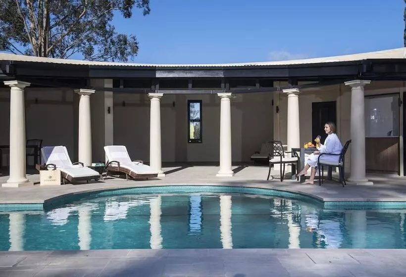 فندق Tower Lodge