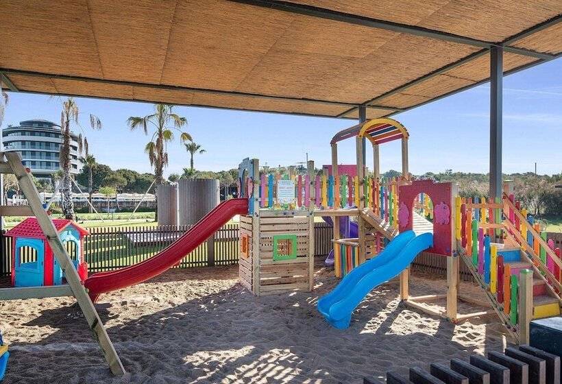 هتل Voyage Belek Golf & Spa