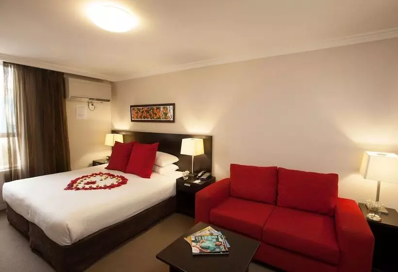 Отель Wine Country Motor Inn