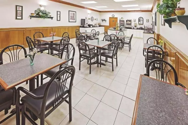 Motel 6   Bartlesville, Ok