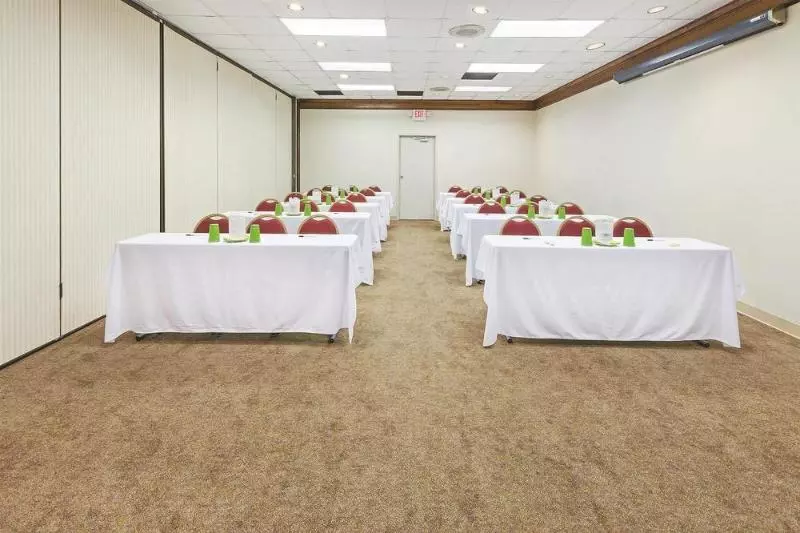 Motel 6   Bartlesville, Ok