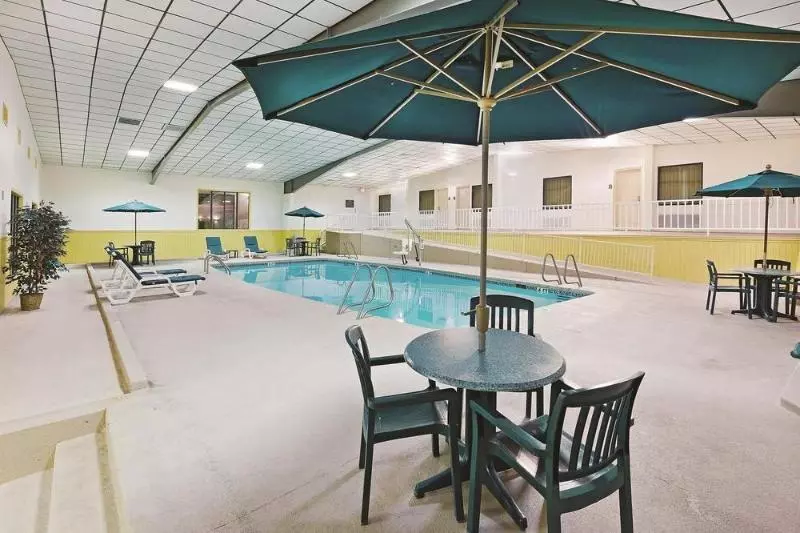 Motel 6   Bartlesville, Ok