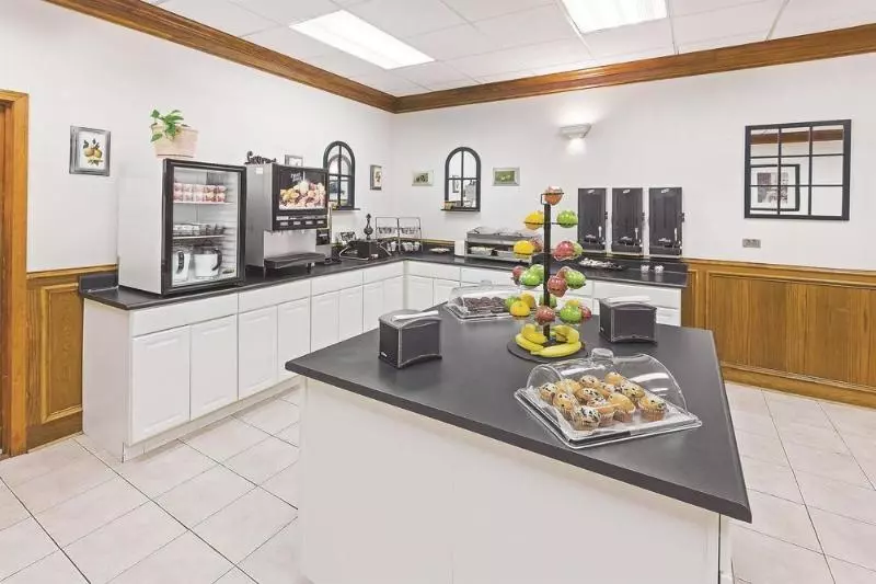 Motel 6   Bartlesville, Ok