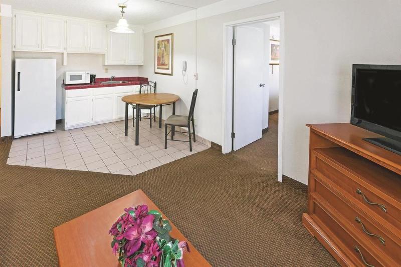 Motel 6   Bartlesville, Ok