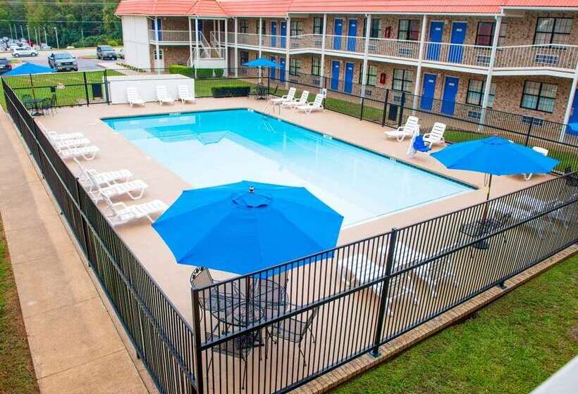 Motel 6 palestine, Tx