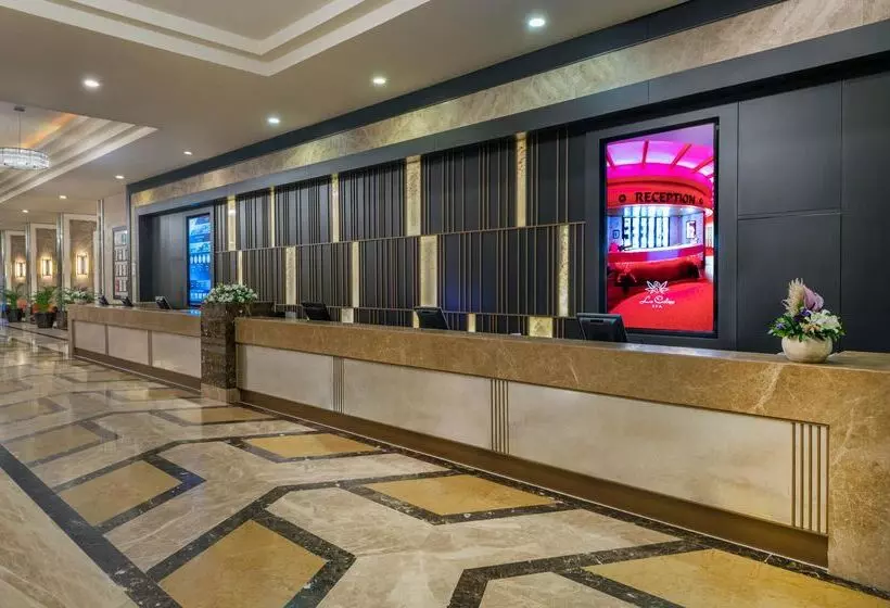 Susesi Luxury Resort